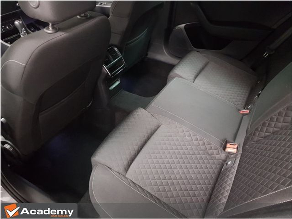 2024 Skoda Superb - image 11