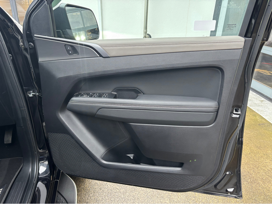 2024 Volkswagen Amarok AVENTURA V6 TDI 4M DC 4MOTION €61,900