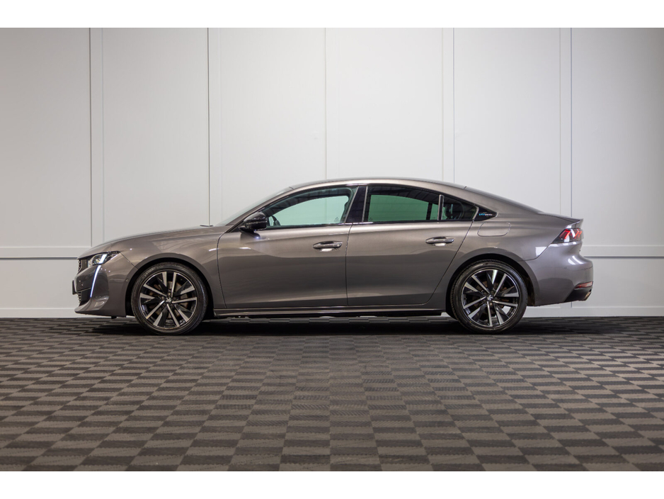 2021 Peugeot 508 - image 3