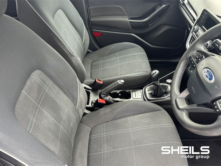 2018 Ford Fiesta - image 11