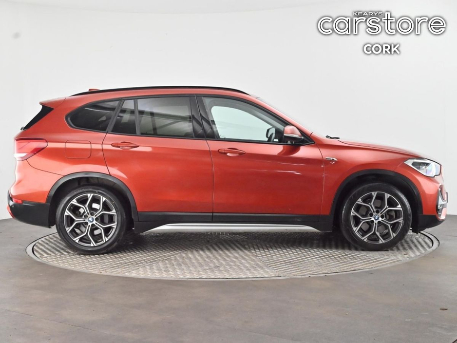 2022 BMW X1 - image 2