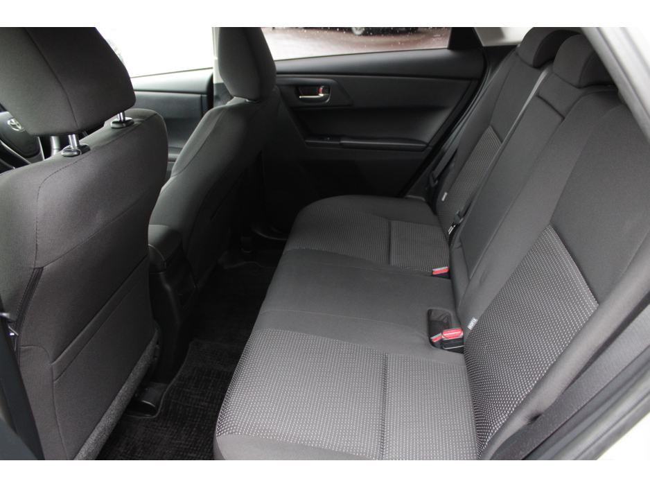 2017 Toyota Auris 1.8 HYBRID 5DR HATCHBACK AUTO  //1 OWNER CAR WITH ONLY 22,000 KM'S // BUY WITH CONFIDENCE AA AND SIMI APPROVED DEALER 2026 // FINANCE ARRANGED // ALL TRADE INS WELCOME // €16,950