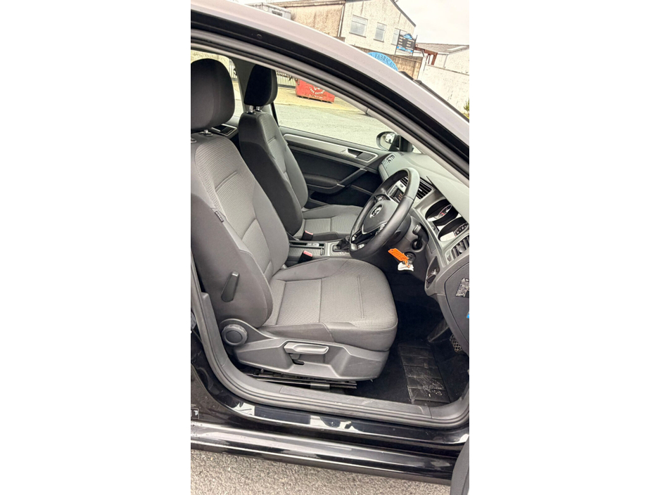 2014 Volkswagen Golf 1.2 TSI DSG EST 110HP BMT Comfortline €12,750