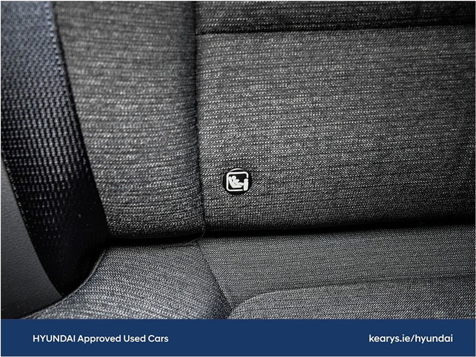 2023 Hyundai Kona EV Executive 39 kWh €21,990