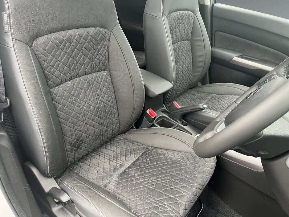 2026 Suzuki Vitara - image 9