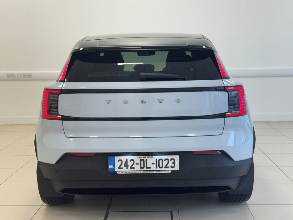 2024 Volvo EX30 Twin Motor BEV 428hp Ultra €37,950
