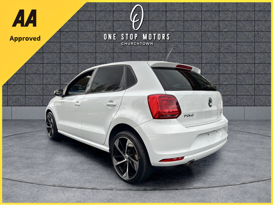 2016 Volkswagen Polo - image 6
