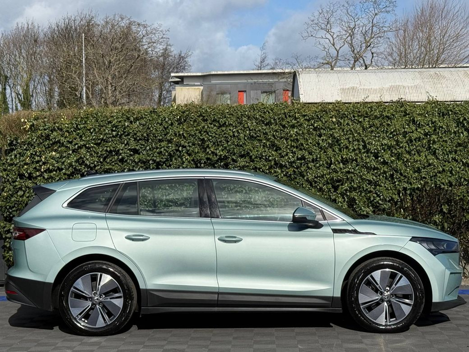 2023 Skoda Enyaq - image 2