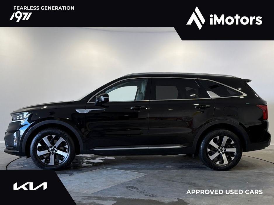 2023 Kia Sorento - image 7