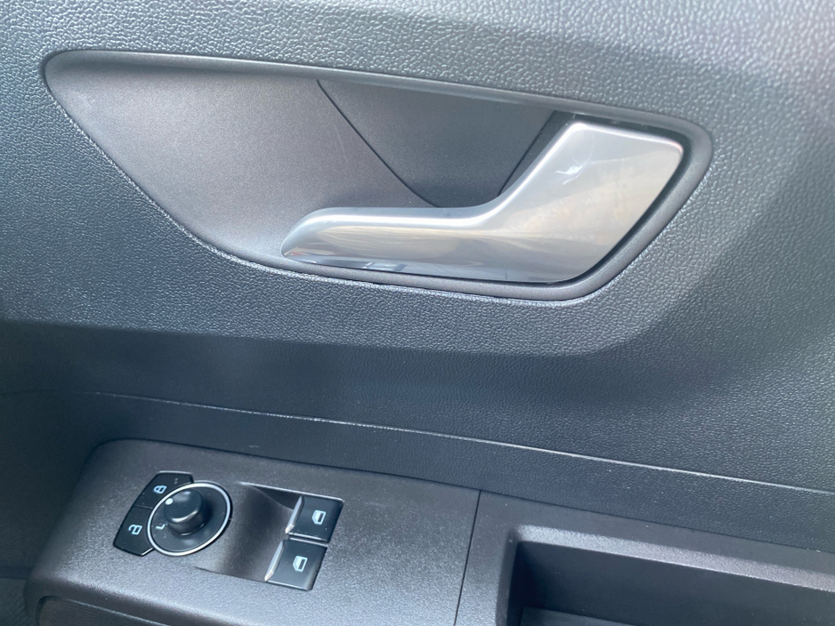 2025 Ford Courier Active 1.5 100BHP... Huge spec