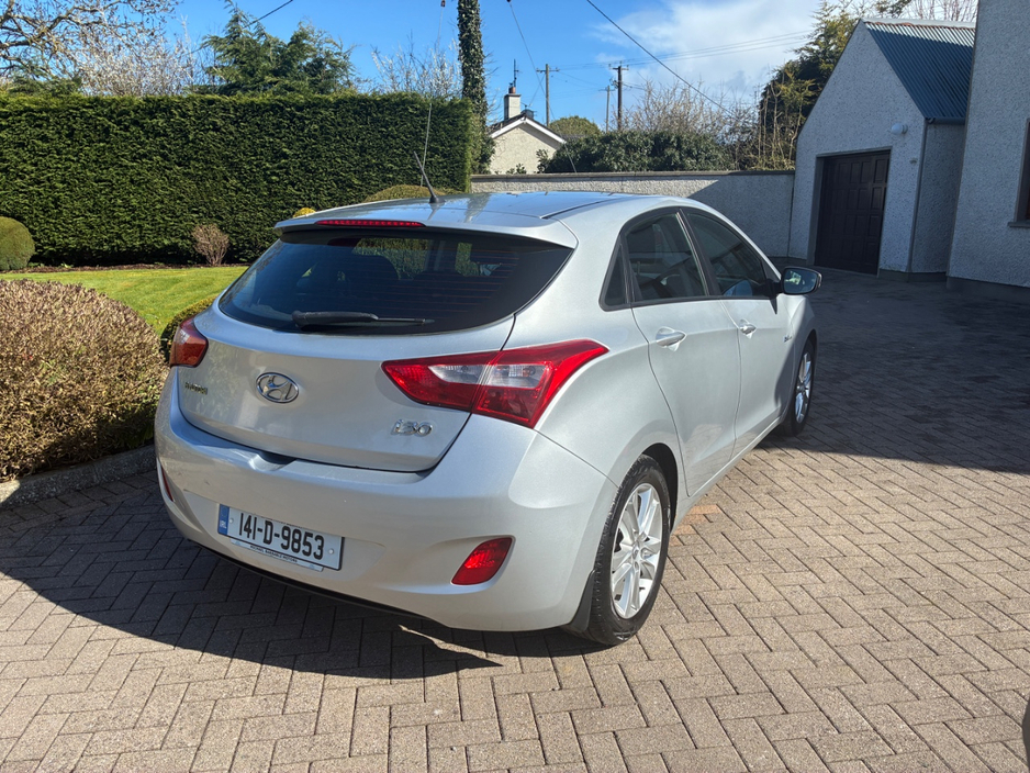 2014 Hyundai i30 - image 5