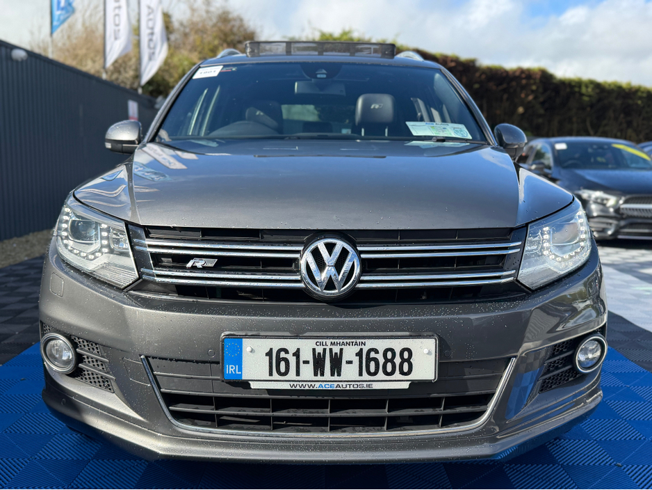 2016 Volkswagen Tiguan - image 10