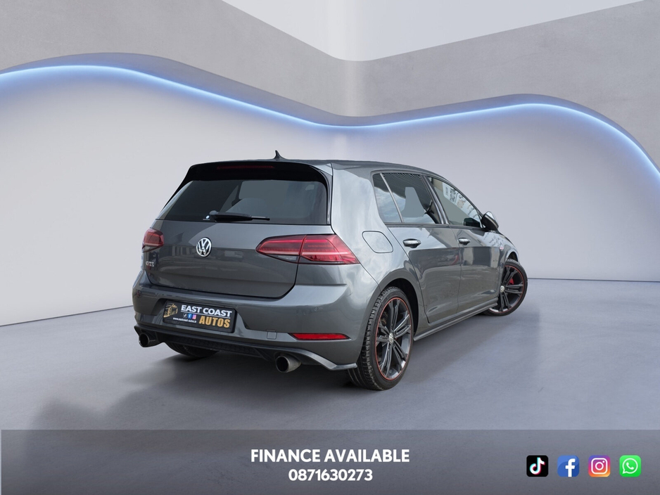 2018 Volkswagen Golf - image 4