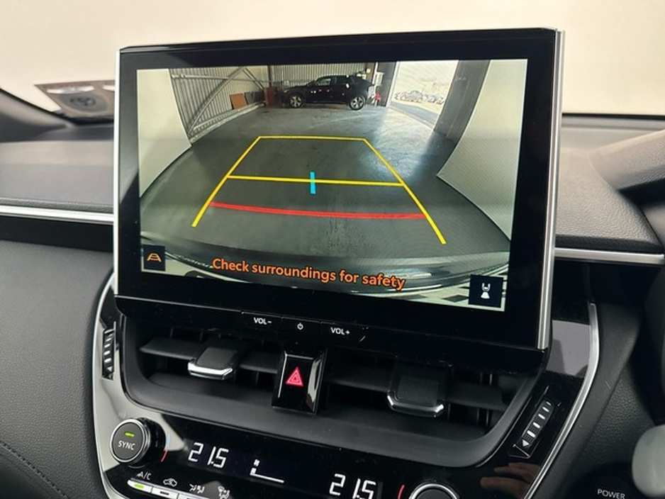 2025 Toyota Corolla Cross - image 17