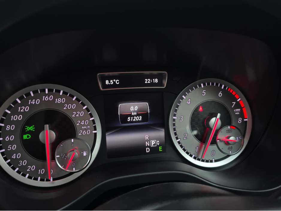 2013 Mercedes-Benz A Class A180 AMG INTERIOR HALF LEATHER - ALCANTARA SEATS / HI SPEC / LOW ROAD TAX BAND / SIMI DEALER