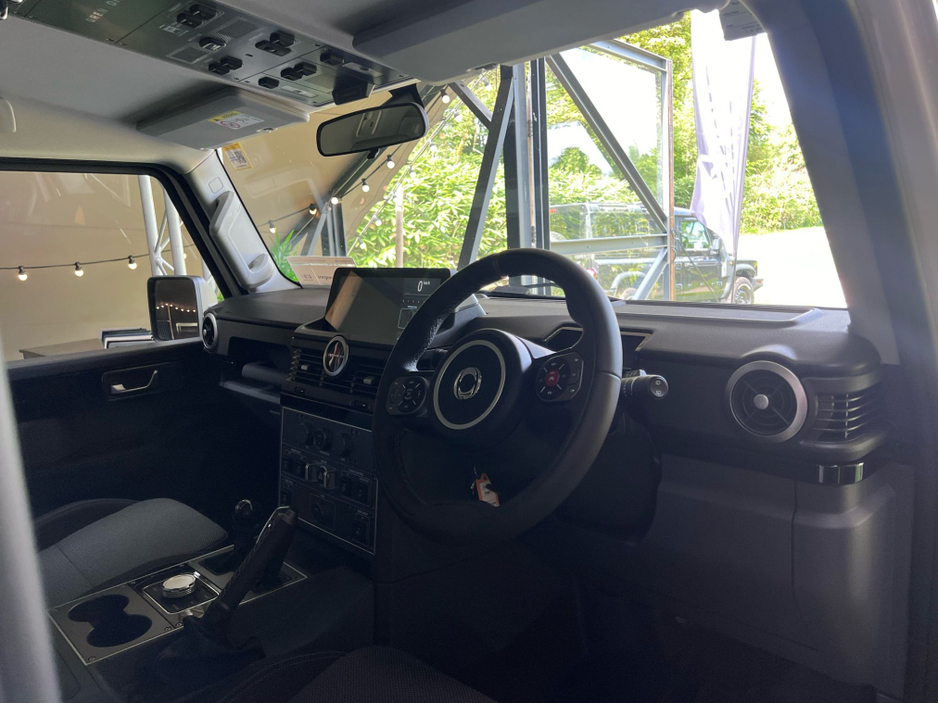 2025 INEOS Grenadier 5-Seat Commercial (N1) €79,995