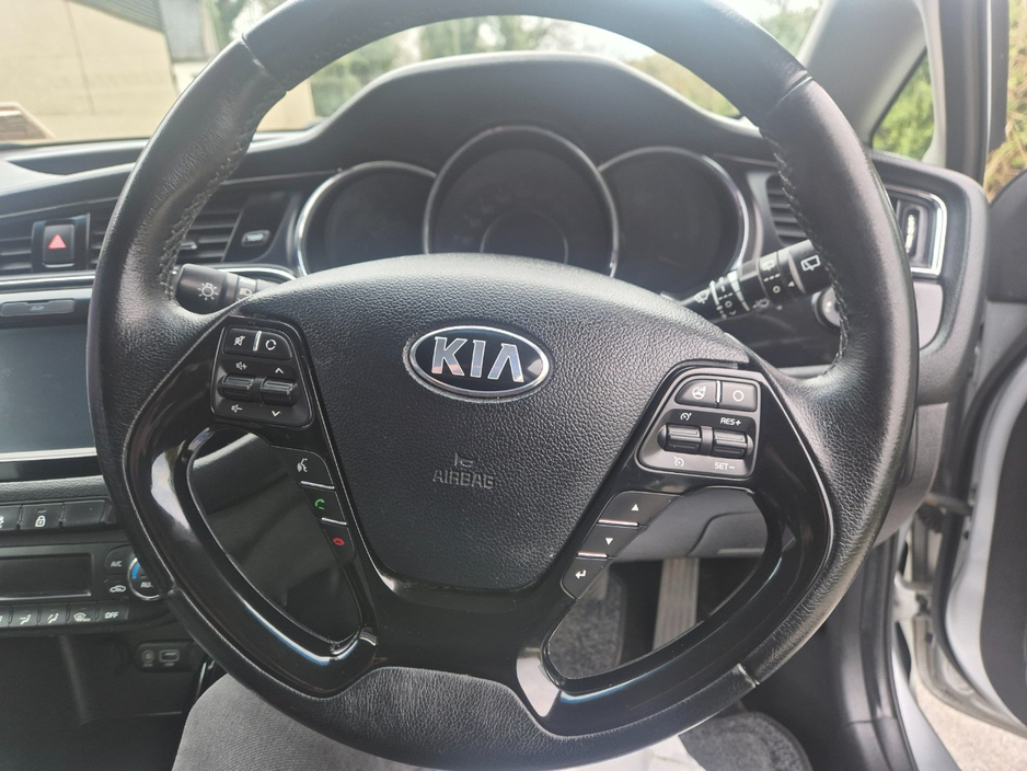 2018 Kia Ceed - image 11