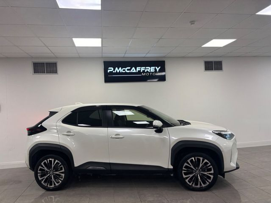 2021 Toyota Yaris Cross 1.5 Hybrid CVT Luna Sport €21,750