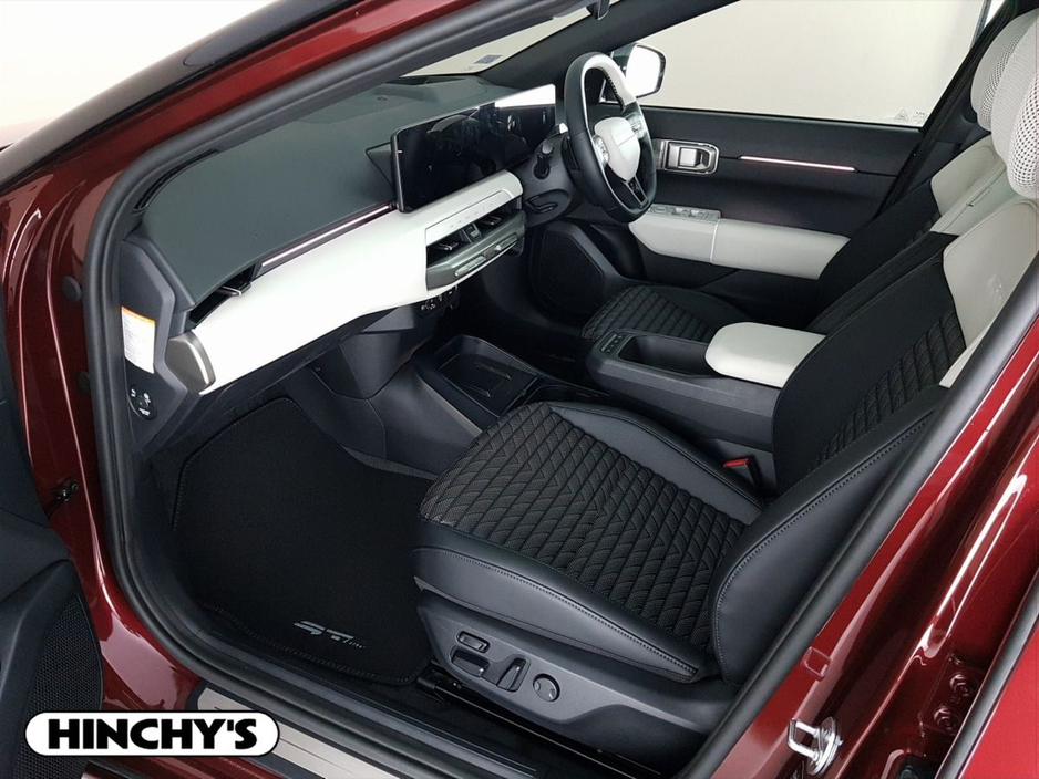 2026 Kia EV4 - image 4