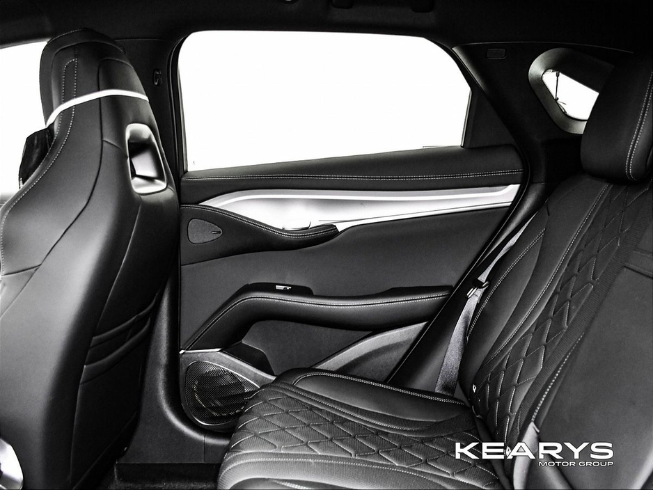 2025 BYD Sealion 7 - image 12