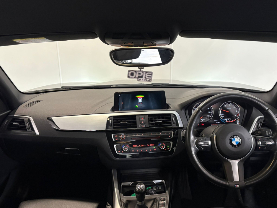 2019 BMW 1 Series - image 3