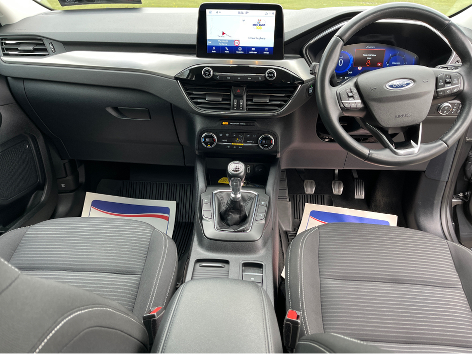 2021 Ford Kuga - image 12