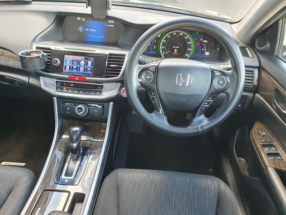 2013 Honda Accord - image 11