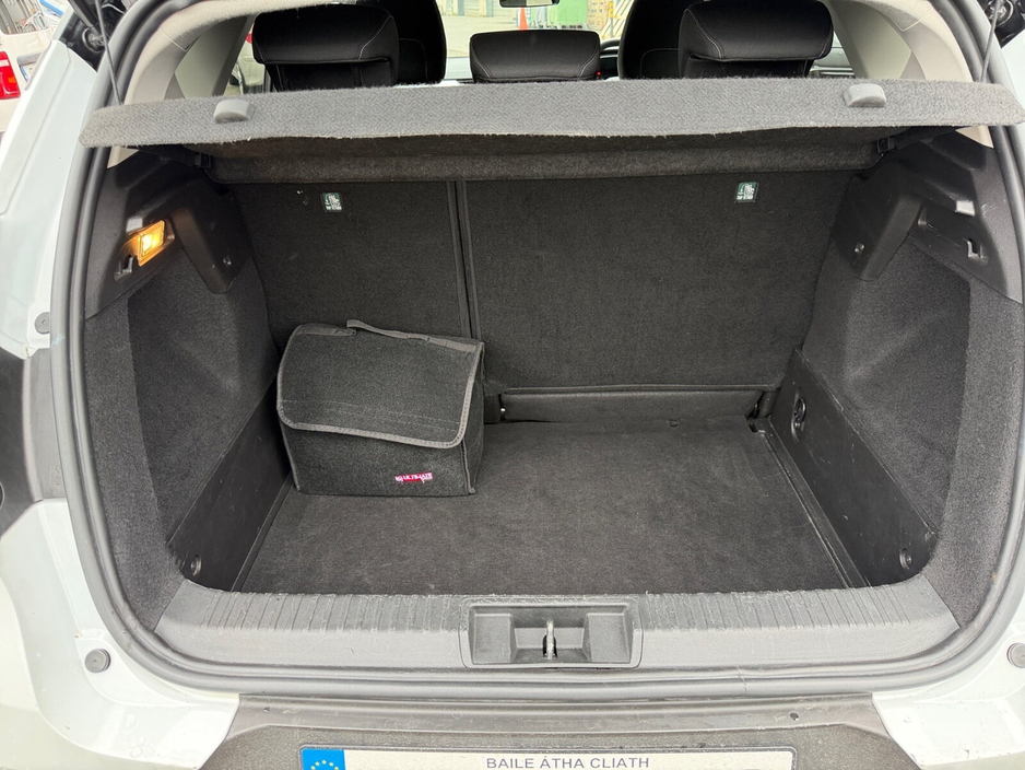 2022 Renault Captur - image 16