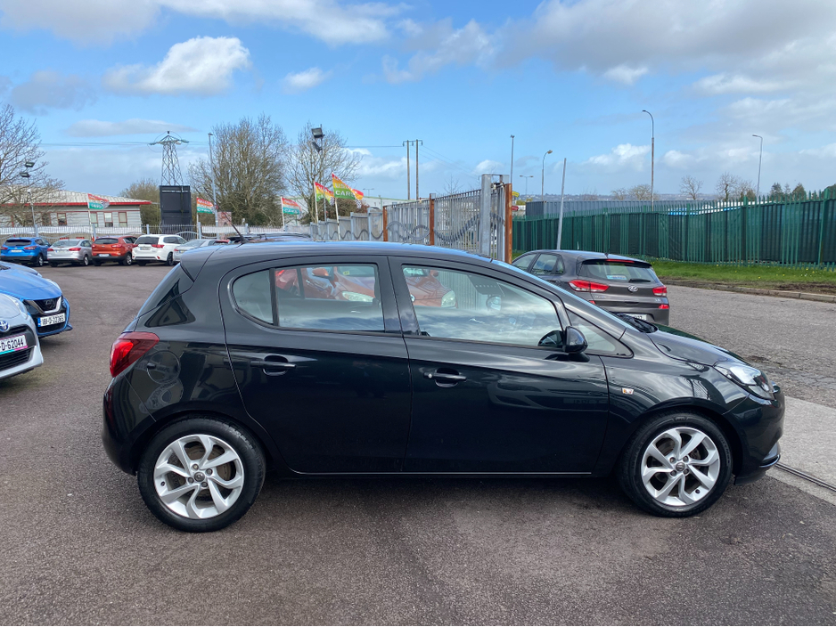2016 Opel Corsa - image 3