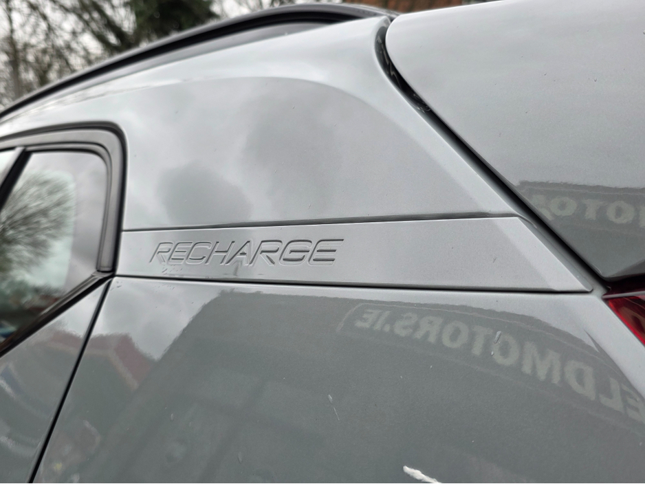 2023 Volvo XC40 RECHARGE T6 PLUS DARK AWD 350 BHP PHEV FINANCE ARRANGED. SIMI. AA APPROVED €35,950