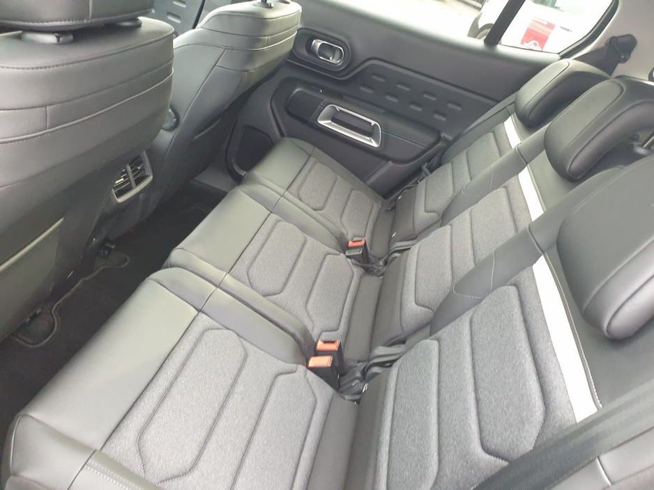 2026 Citroen C5 Aircross - image 17