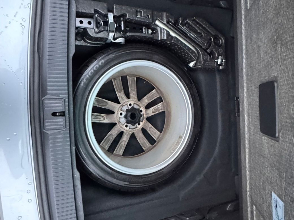 2018 Volkswagen Passat - image 21