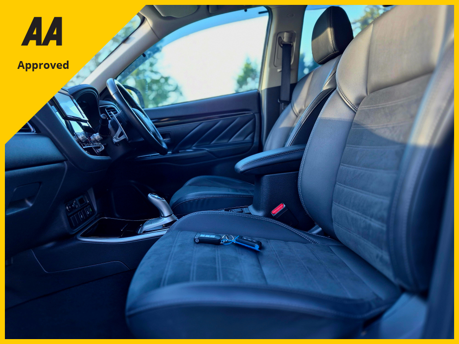 2020 Mitsubishi Outlander PHEV+4WD+AUTO €26,995