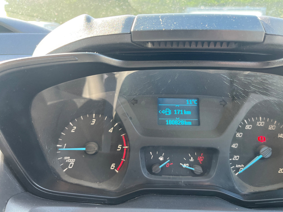 2017 Ford Transit Custom - image 7