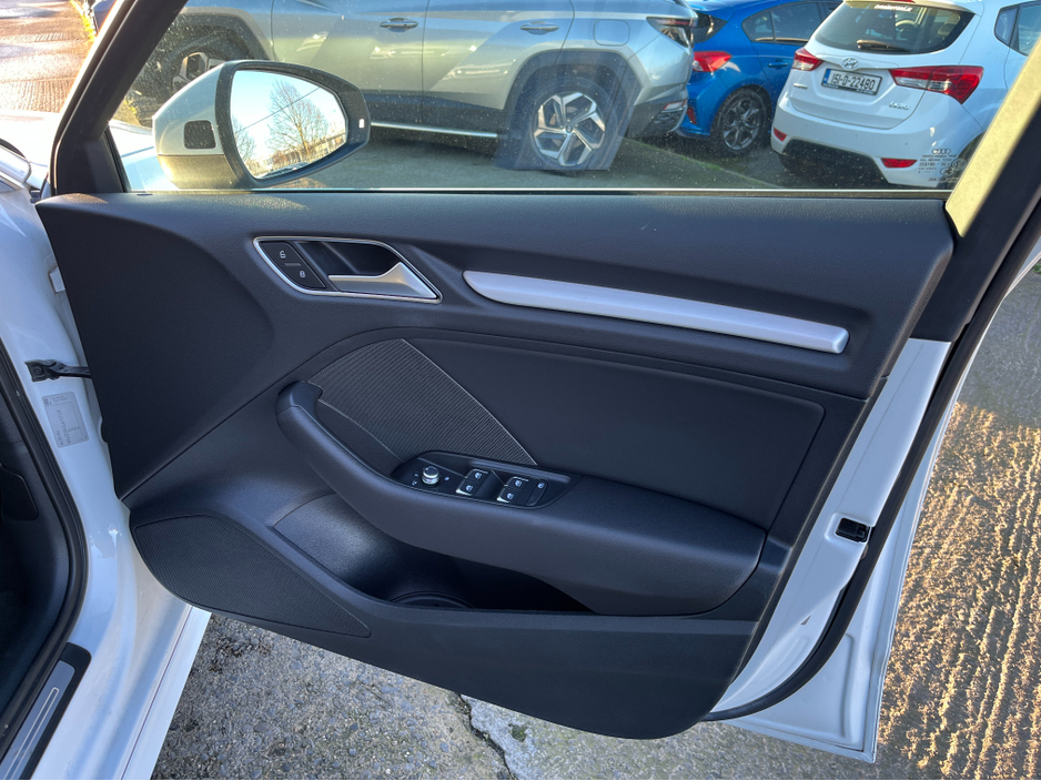 2018 Audi A3 S-LINE HATCHBACK AUTOMATIC 1.4 PETROL //HIGH SPEC//LOW MILES//HALF LEATHER HEATED SEATS//FULL ELECTRIC DRIVERS SEAT//REVERSE CAMERA//KEYLESS ENTRY//ADAPTIVE CRUISE CONTROL// €21,950
