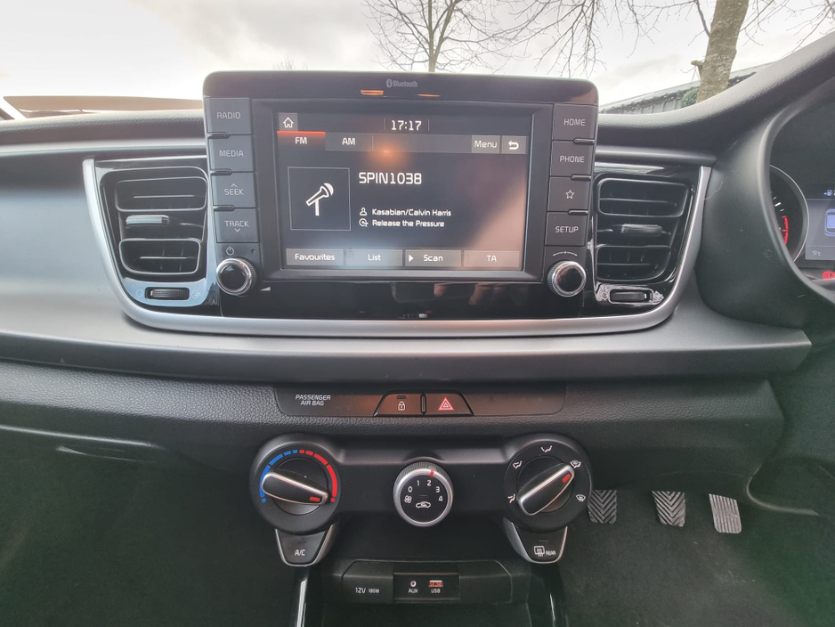 2019 Kia Rio - image 21