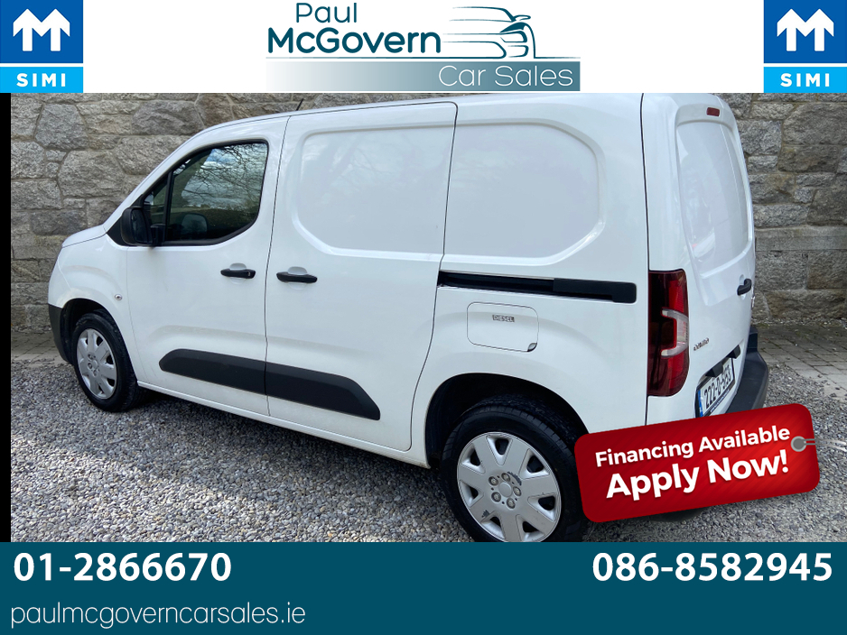 2022 Opel Combo - image 5