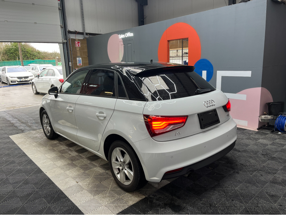 2016 Audi A1 2016 AUDI A1 TFSI 1.0 AUTOMATIC / CRUISE CONTROL / PARKING AID