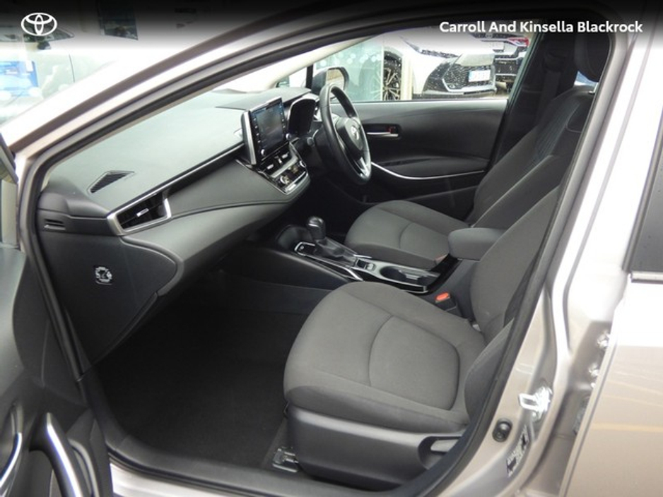 2020 Toyota Corolla Hybrid Luna Saloon €20,950