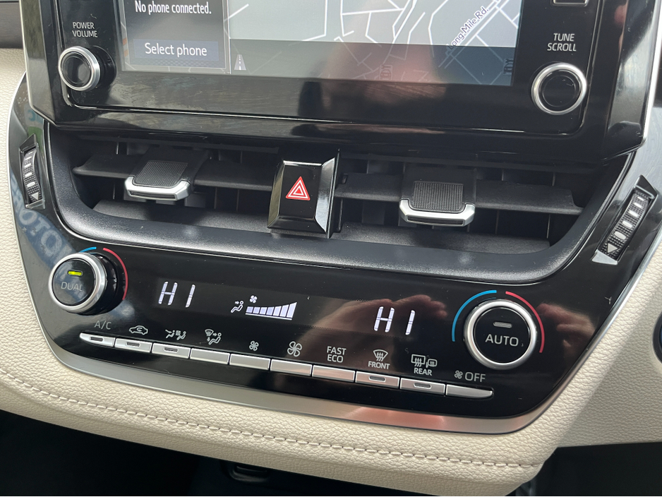 2021 Toyota Corolla - image 19