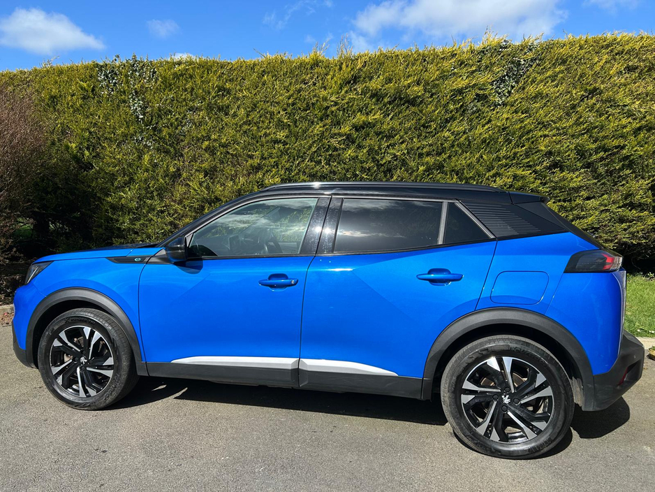 2023 Peugeot 2008 - image 8