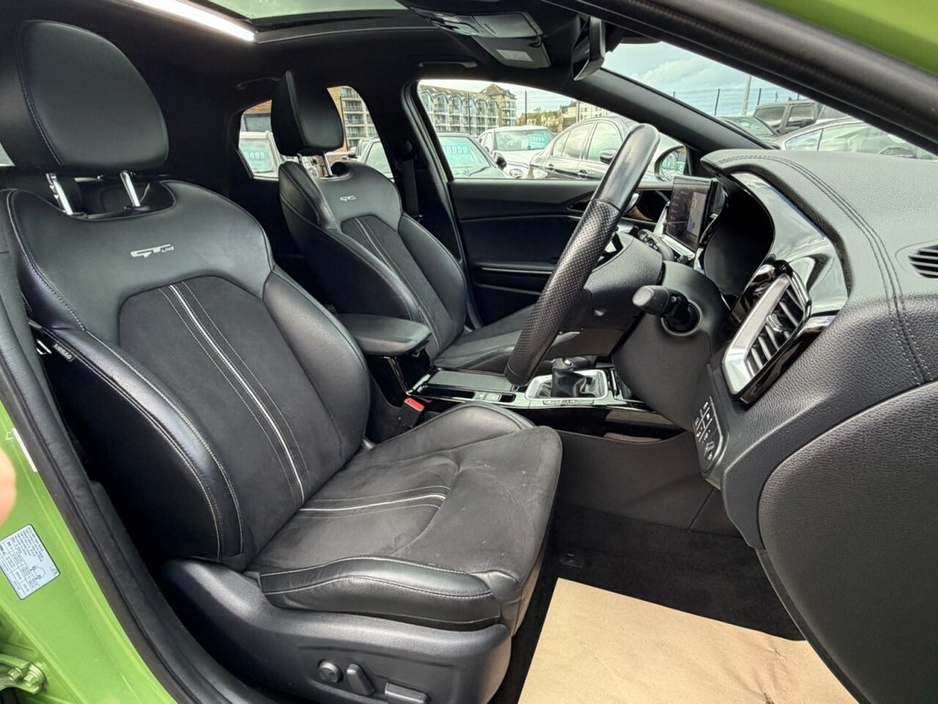 2023 Kia XCeed - image 21