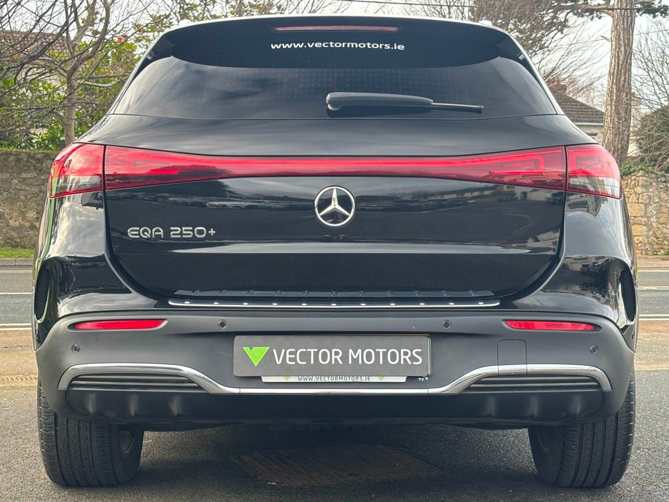 2022 Mercedes-Benz EQA 250+ AMG LINE €29,995