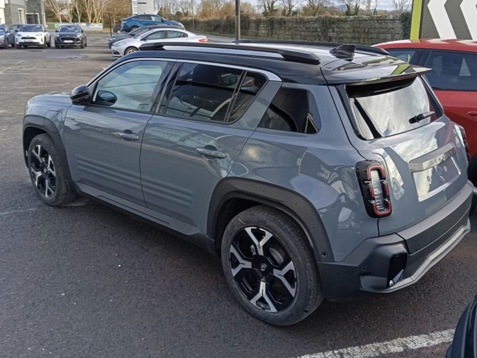 2026 Renault 4 - image 2