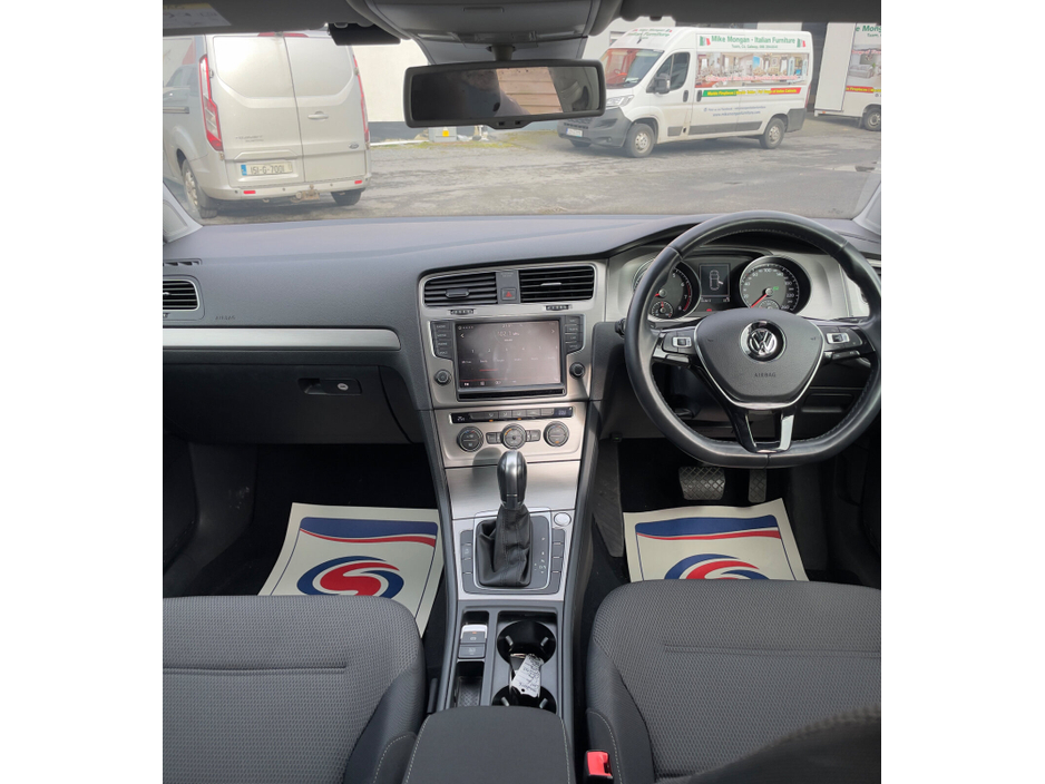 2016 Volkswagen Golf - image 7