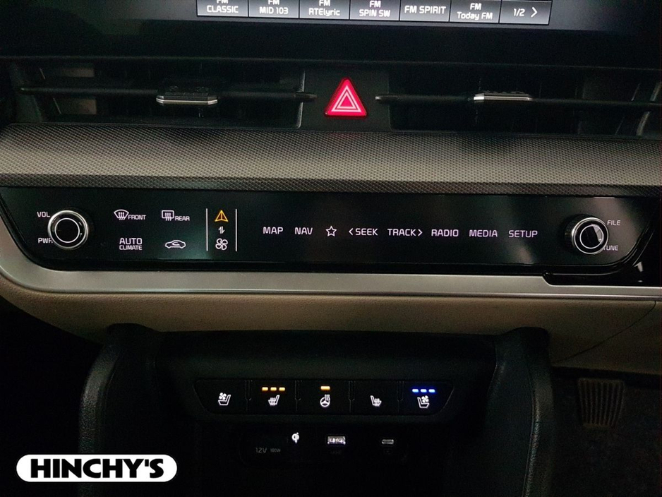 2022 Kia Sportage - image 16