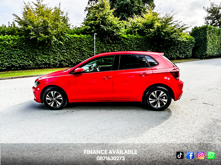 2018 Volkswagen Polo - image 3