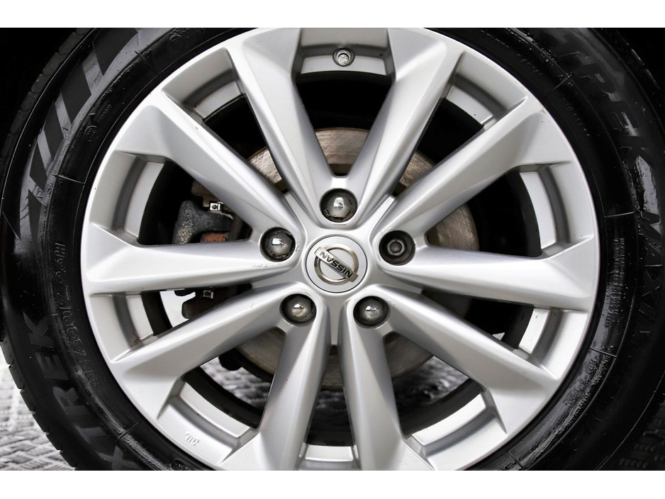 2016 Nissan Qashqai - image 27