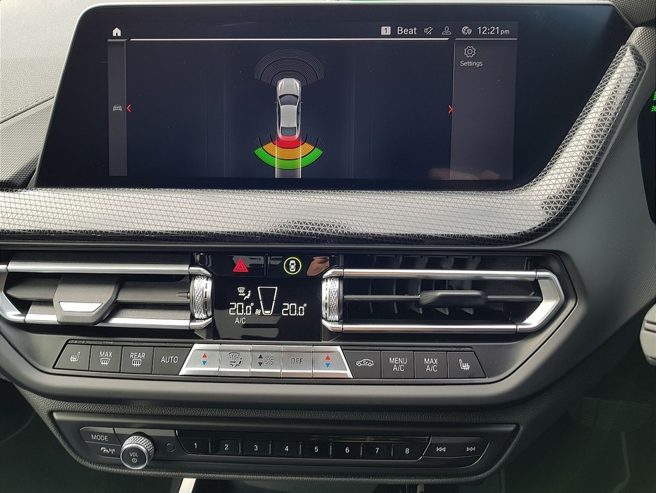 2023 BMW 2 Series - image 8