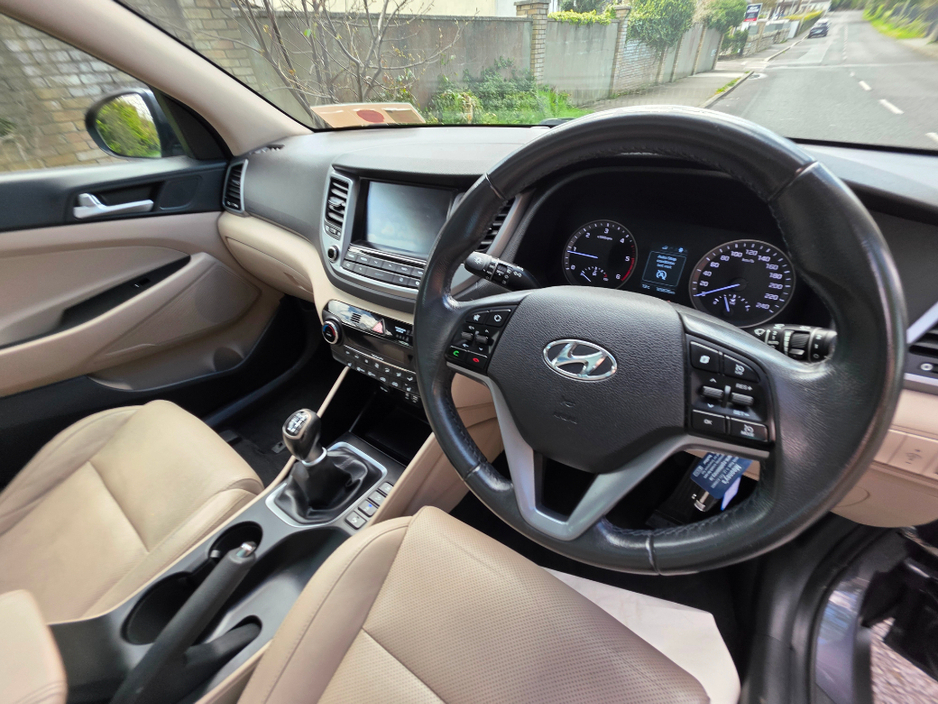 2016 Hyundai Tucson - image 14